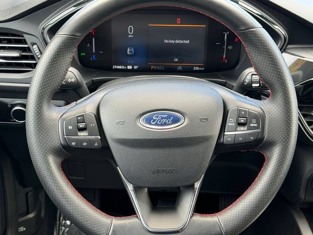 Used 2025 Ford Escape ST-Line FWD image 14