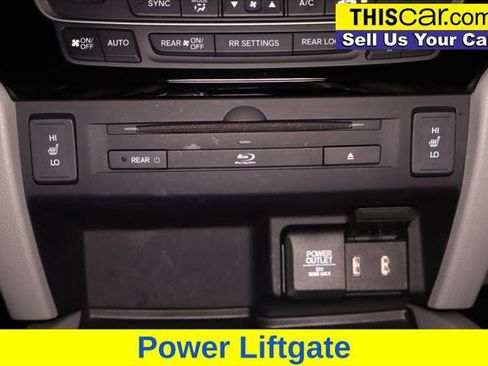 Used 2017 Honda Pilot Touring image 20