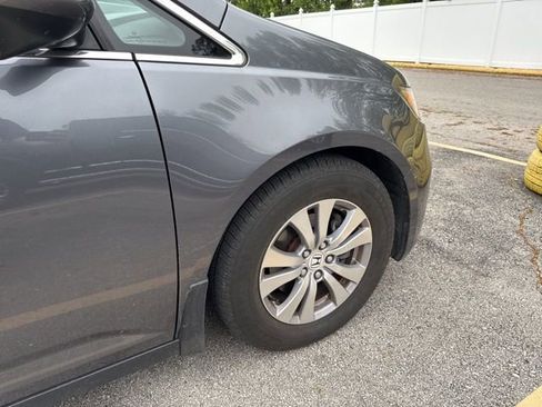 Used 2017 Honda Odyssey SE image 6