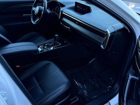 Used 2025 MAZDA CX-50 AWD 2.5 S w/ Accent Package image 17