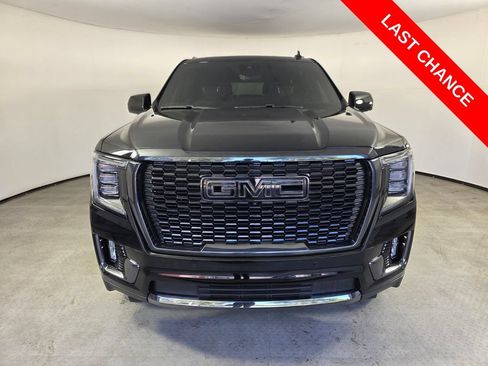 Used 2024 GMC Yukon Denali Ultimate AWD/4WD image 2