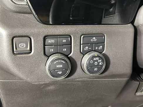 Used 2024 Chevrolet Silverado 1500 LT Trail Boss AWD/4WD image 19