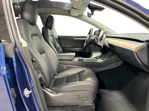 Certified 2023 Tesla Model Y Long Range AWD/4WD image 13