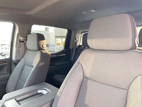 Used 2025 Chevrolet Silverado 1500 LT w/ Convenience Package II image 27