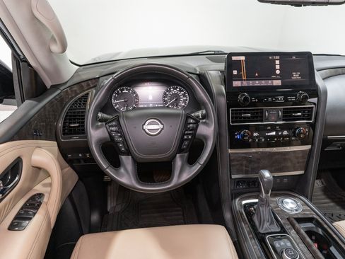 Used 2022 Nissan Armada Platinum RWD image 11