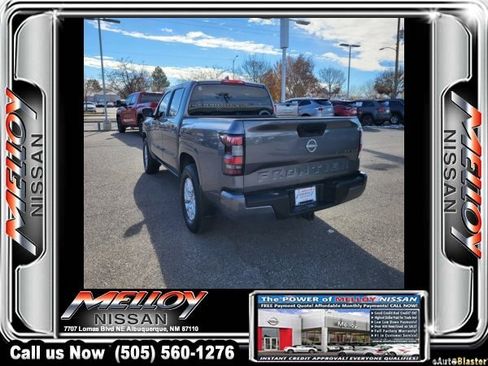Used 2023 Nissan Frontier SV w/ Tow Package image 3