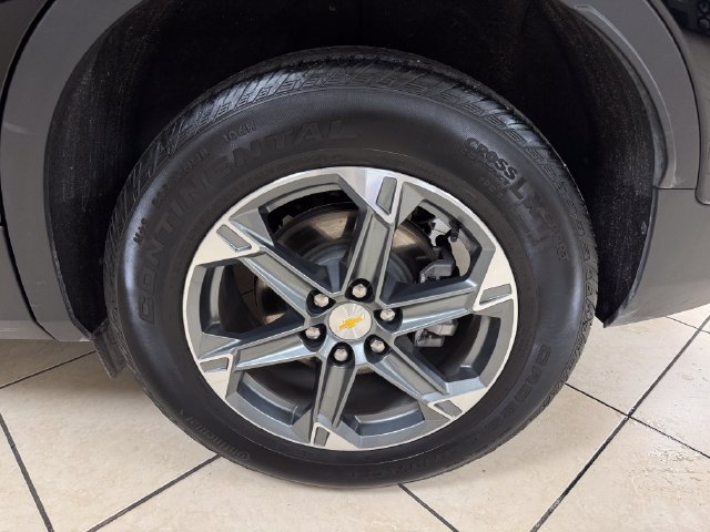 Used 2025 Chevrolet Blazer LT FWD image 21