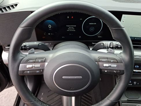 Used 2025 Hyundai Kona SEL image 20