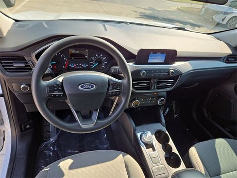 Used 2022 Ford Escape S image 32