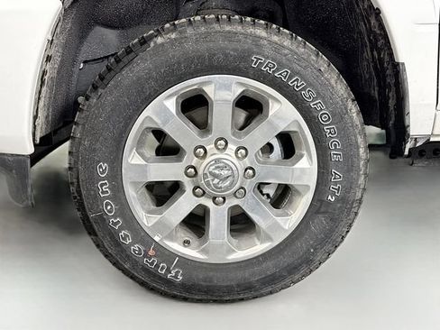 New 2025 RAM 2500 Laramie AWD/4WD image 30