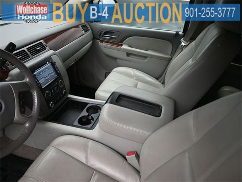 Used 2013 GMC Yukon XL SLT image 16