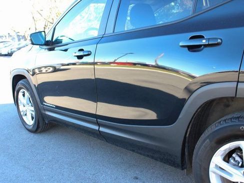Used 2023 GMC Terrain SLE w/ Driver Convenience Package FWD image 44