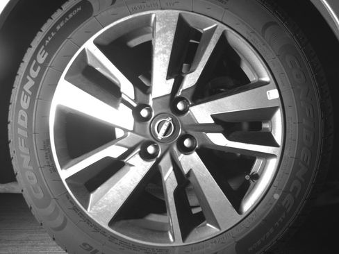 Used 2025 Nissan Versa SV FWD image 13