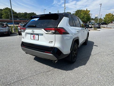Used 2025 Toyota RAV4 XSE w/ Advanced Technology Package AWD/4WD image 4