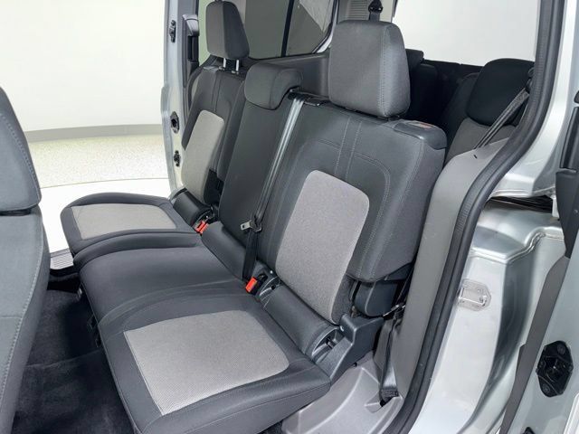 Used 2023 Ford Transit Connect XL FWD image 2