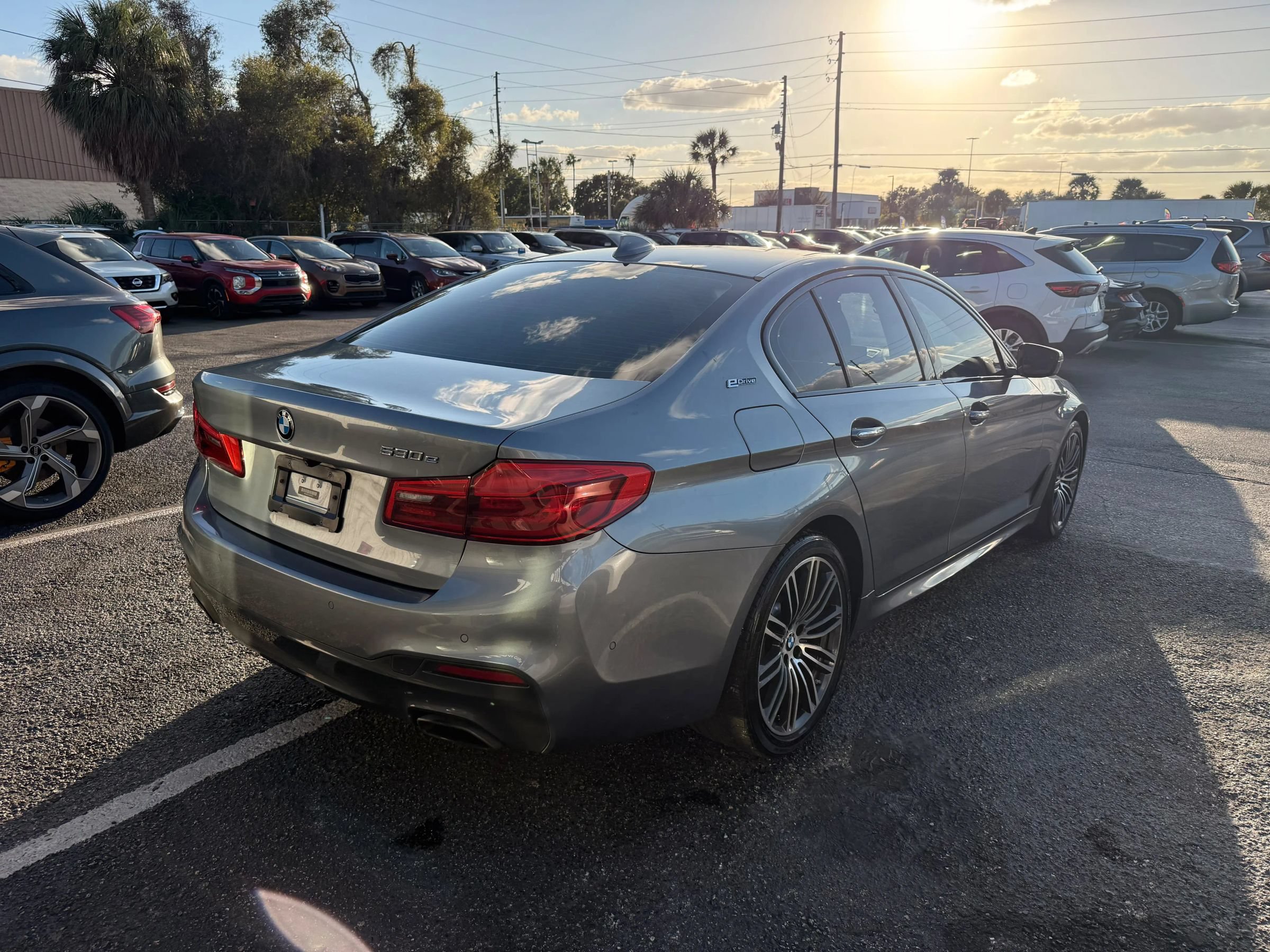 Used 2018 BMW 530e RWD image 4