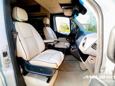 Used 2021 Mercedes-Benz Sprinter 3500 image 18