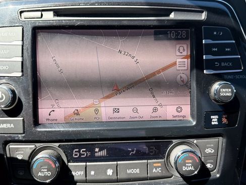 Used 2021 Nissan Maxima SR w/ Sport Mat Group FWD image 23