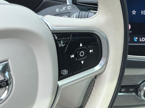 Certified 2023 Volvo XC90 B6 Ultimate w/ Protection Package Premier AWD/4WD image 20