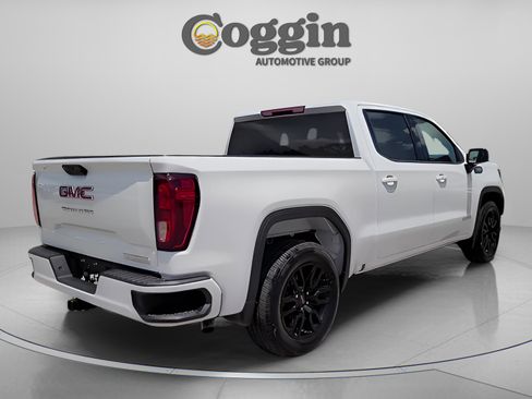 New 2025 GMC Sierra 1500 Elevation image 14