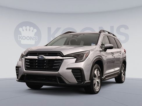 Used 2023 Subaru Ascent Premium image 1