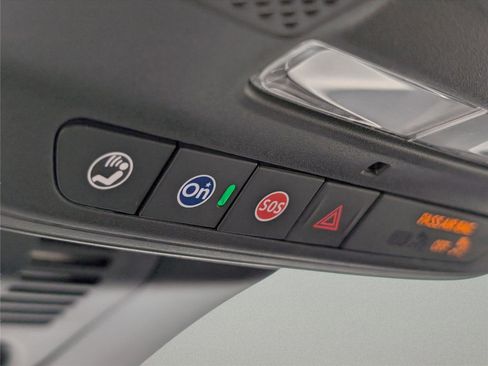 New 2026 GMC Acadia Elevation w/ Elevation Premium Package FWD image 11