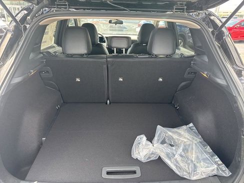 New 2026 Nissan Kicks SR w/ SR Premium Package FWD image 17