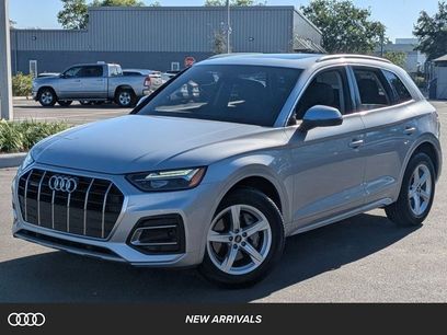Used 2023 Audi Q5 Premium w/ Convenience Package