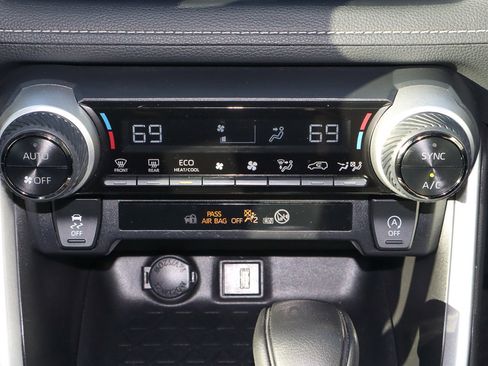 Used 2024 Toyota RAV4 XLE image 11