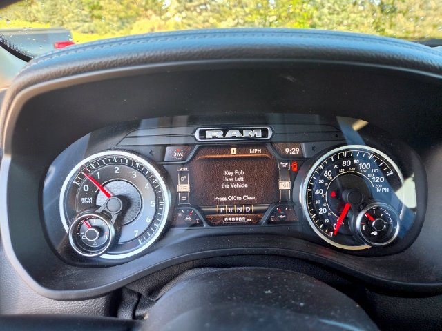 Used 2021 RAM 1500 Laramie AWD/4WD image 4