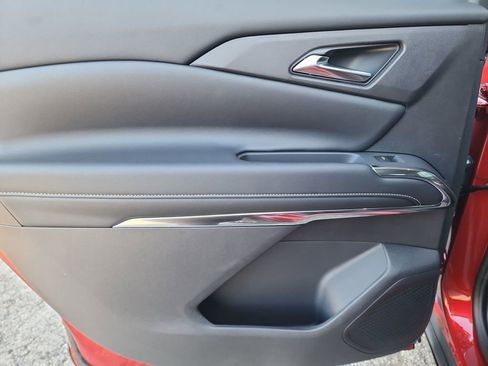 New 2026 Chevrolet Traverse LT w/ Midnight/Sport Edition image 35