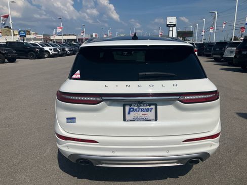 Used 2022 Lincoln Corsair Reserve w/ Equipment Group 201A AWD/4WD image 6
