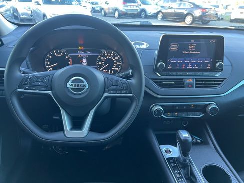 Used 2020 Nissan Altima 2.5 S FWD image 13