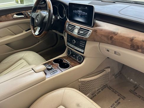 Used 2017 Mercedes-Benz CLS 550 image 16
