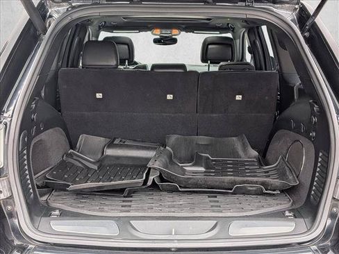 Used 2018 Jeep Grand Cherokee Overland AWD/4WD image 6