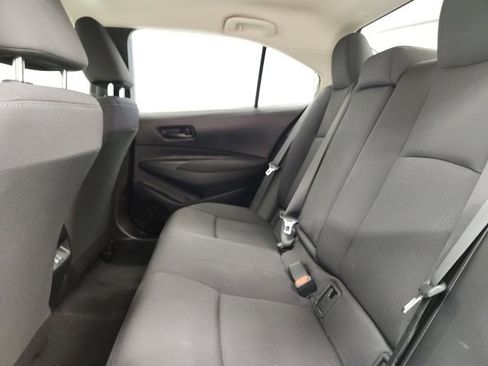 Used 2025 Toyota Corolla LE image 10