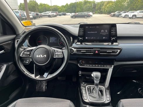 Used 2023 Kia Seltos S FWD image 23