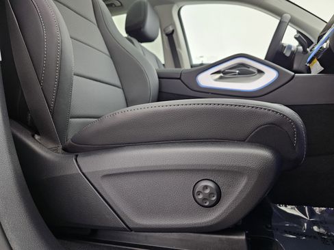 New 2026 Mercedes-Benz GLE 450 4MATIC image 18