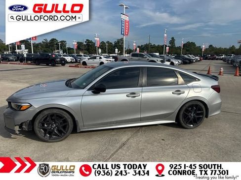 Used 2025 Honda Civic Sport image 2
