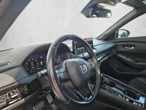Used 2023 Honda Accord Sport image 8