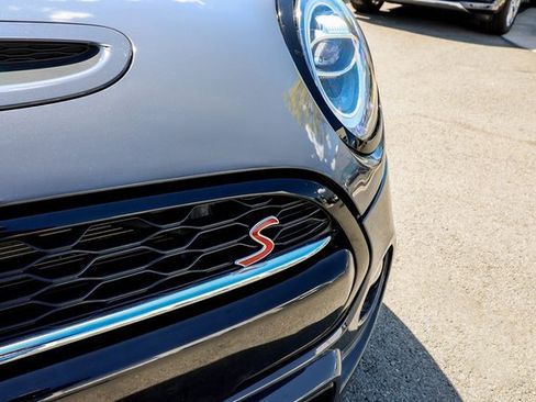 Used 2019 MINI Cooper S image 21
