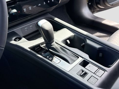 New 2026 Nissan Sentra SV w/ SV Convenience Package FWD image 10