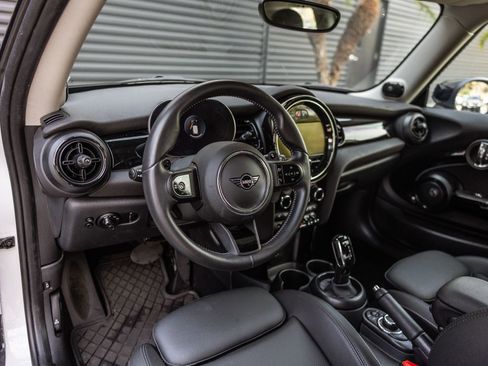 Used 2024 MINI Cooper S FWD image 4