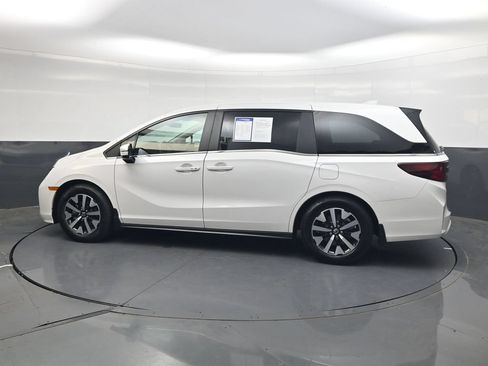 Used 2025 Honda Odyssey EX-L image 7