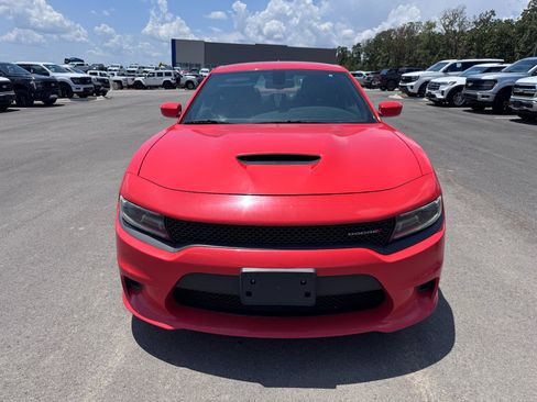 Used 2019 Dodge Charger GT RWD image 2