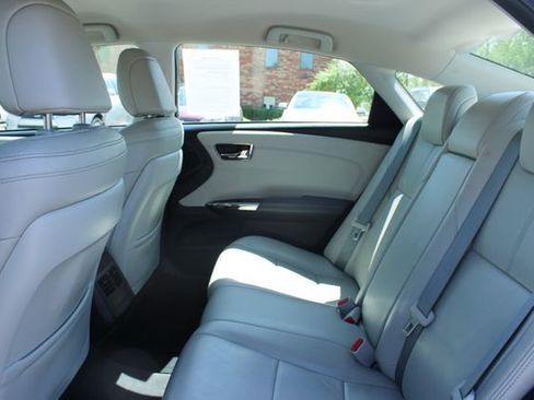 Used 2013 Toyota Avalon XLE image 30