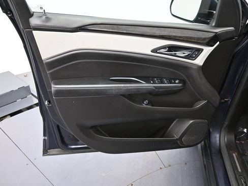Used 2016 Cadillac SRX Luxury AWD/4WD image 9