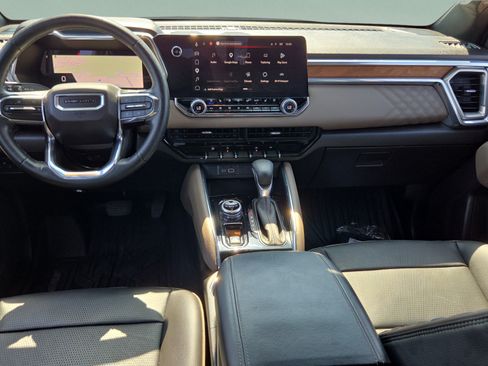 Used 2023 GMC Canyon Denali AWD/4WD image 12