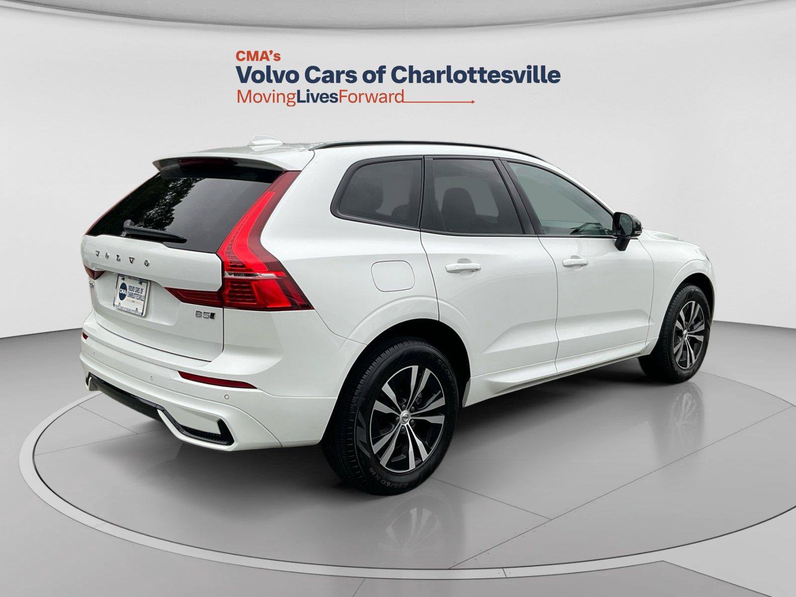 Certified 2025 Volvo XC60 B5 Core AWD/4WD image 5