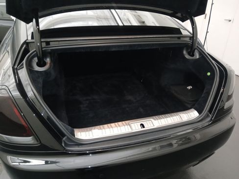 Used 2018 Rolls-Royce Wraith RWD image 7